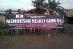 Aksi Damai NCW menuju kantor Kejati